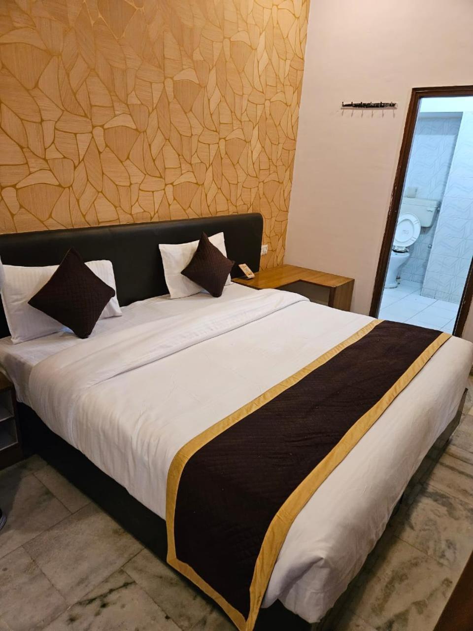 Hotel Anand Inn-Top Family Hotels Business Hotels Best Couple Friendly Hotel In Lucknow Exterior foto